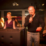 Master of Ceremonies Prof. Dr. StB WP H.-Michael Korth auf der Party in der Puro Sky Lounge nahe des Kudamms.
